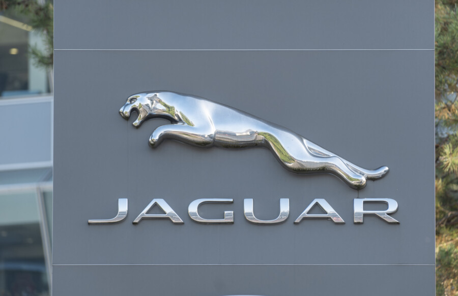 Jaguarの旧ロゴ