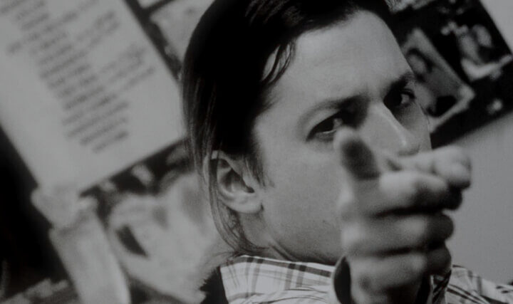 ロゴデザイナーインタビュー