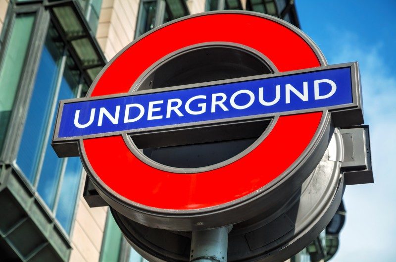 ロンドンの地下的のロゴ