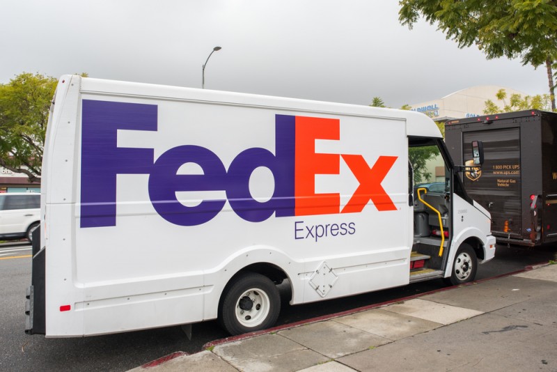 FedExのロゴ