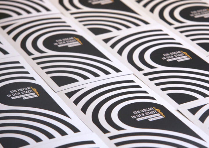 シンプル＆エレガンスなロゴ・パンフレット作成例