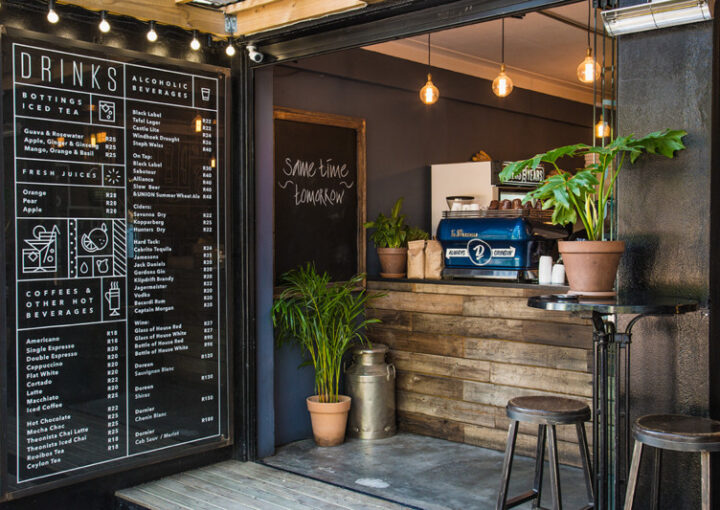 南アフリカにある2つのカフェのロゴデザイン