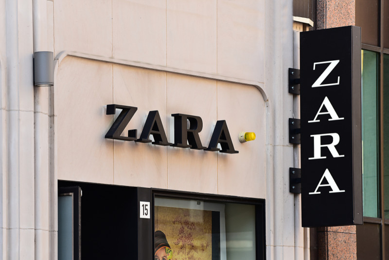 ザラ（ZARA）のロゴ