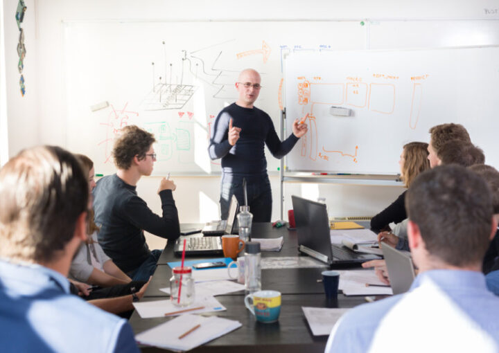 起業してロゴを考える