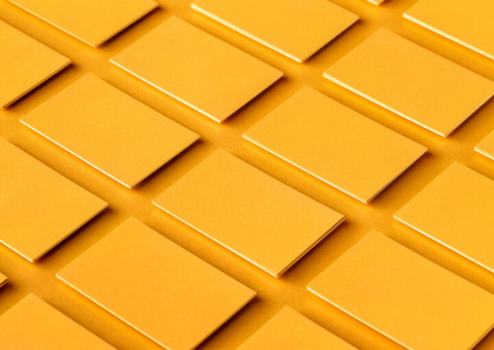 側面の配色が美しいカードのデザインについて