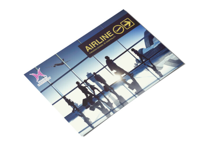 専門学校のエアラインをイメージしたハガキデザイン