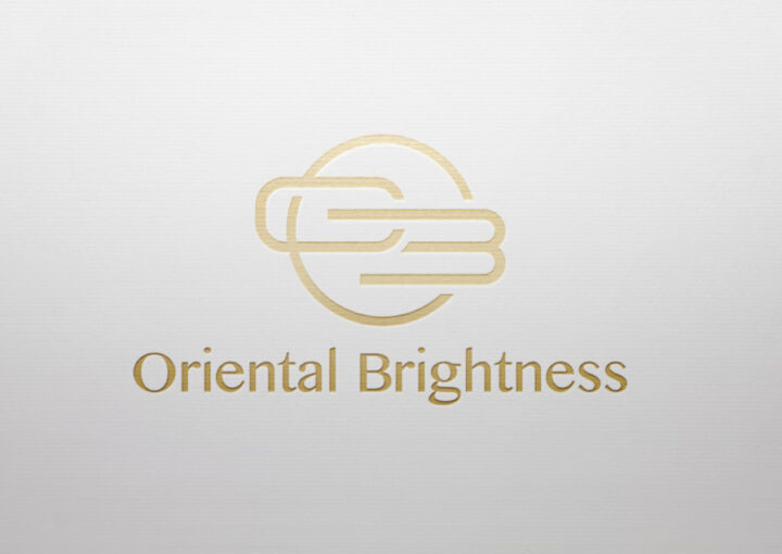 ジュエリーブランドのモノグラムを用いたロゴデザイン