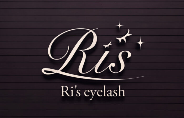 ロゴ制作事例 - アイラッシュサロンのエレガントなロゴデザイン