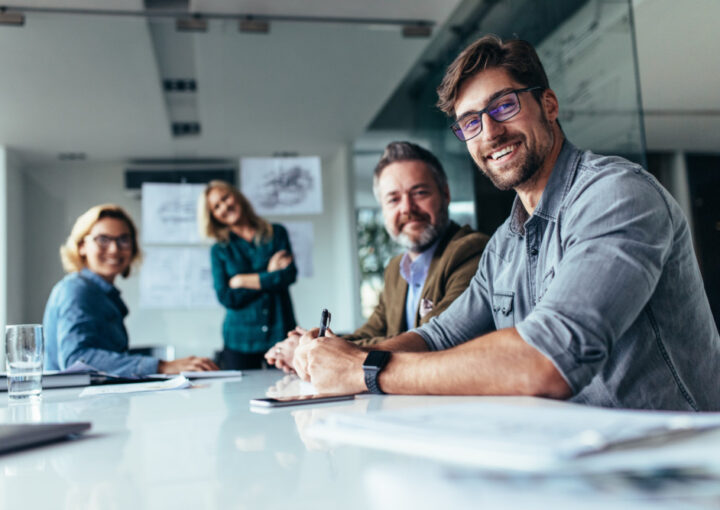 世界のベテラングラフィックデザイナーから若いデザイナーへのアドバイス