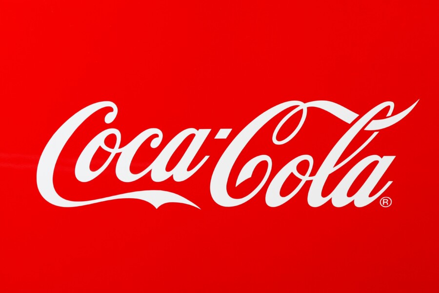 コカコーラのロゴデザイン