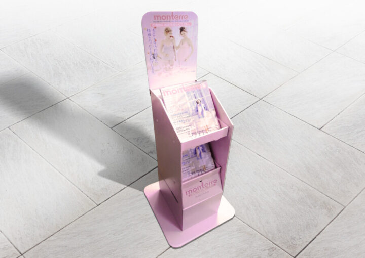 ファッションカタログの什器デザイン作成例