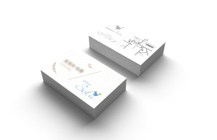 名刺制作事例 - カフェ&ビストロのスタッフ名刺デザイン