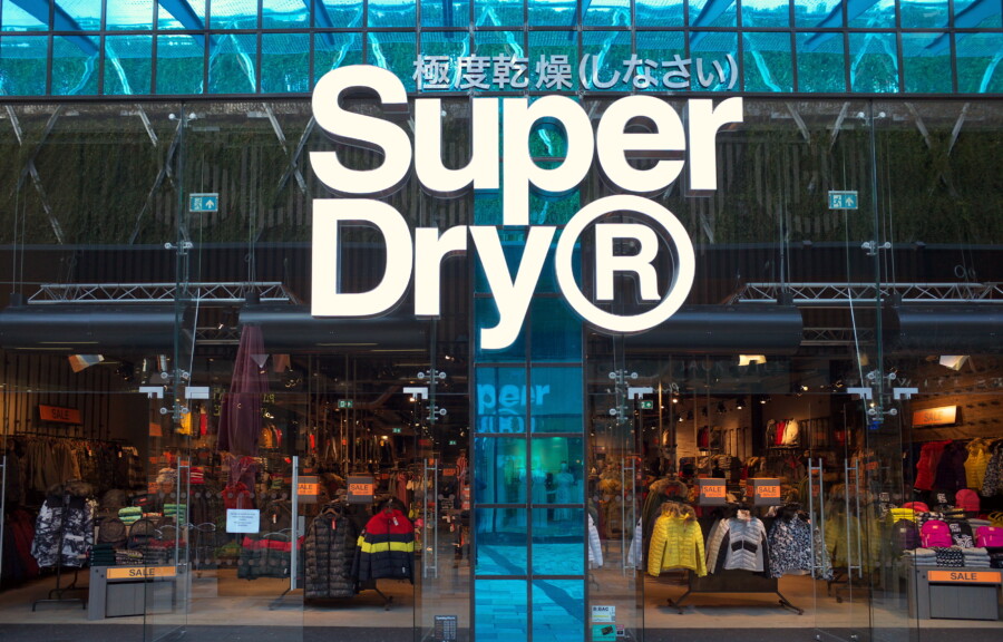 Superdryの店舗2