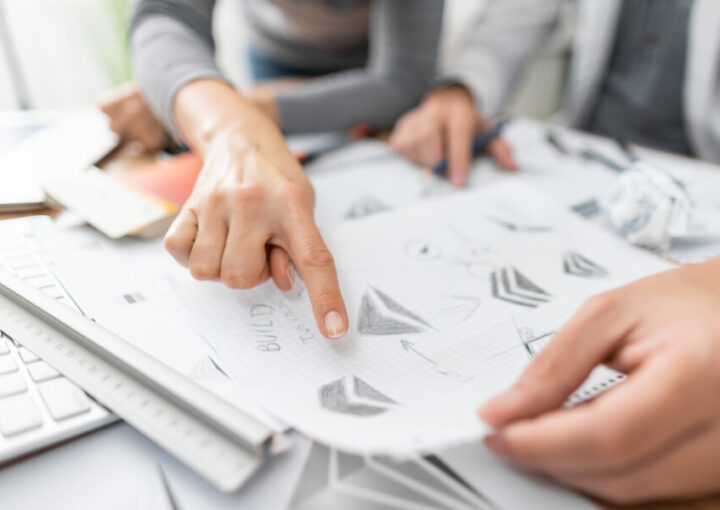 ロゴマークの考案