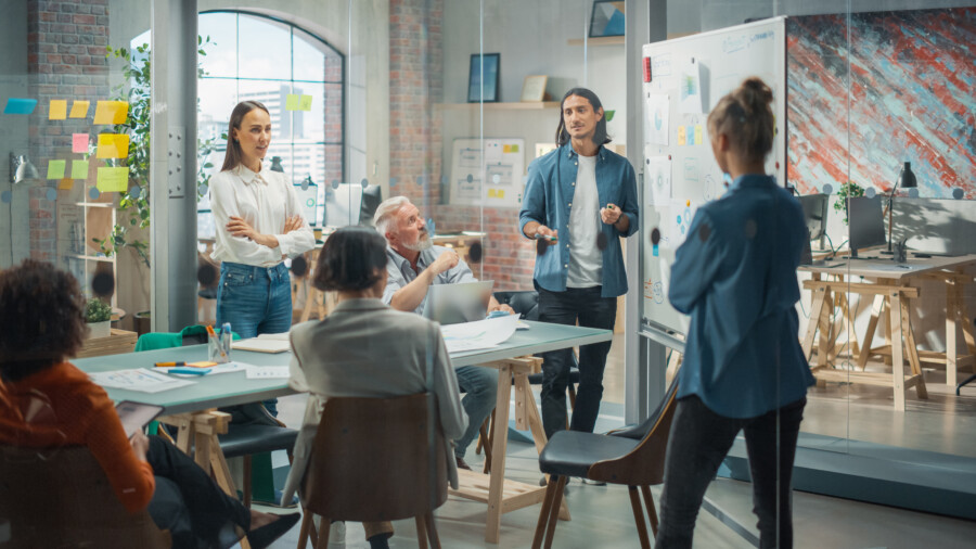 デザイン事務所の運営に必要なスキルとツールとは