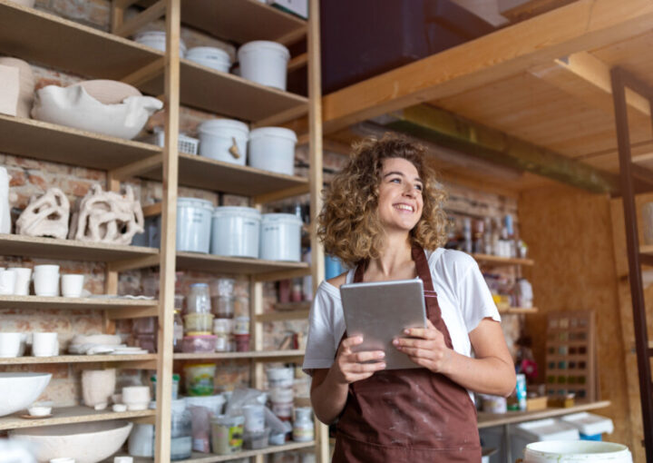 雑貨店のオーナー