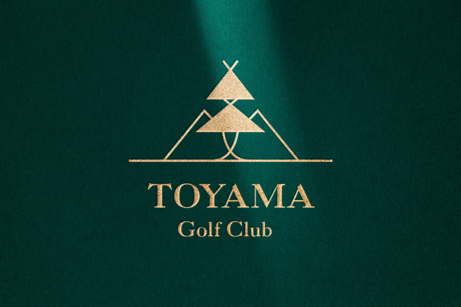 ロゴ制作事例 – 雄大な自然をシンボライズしたゴルフクラブロゴデザイン