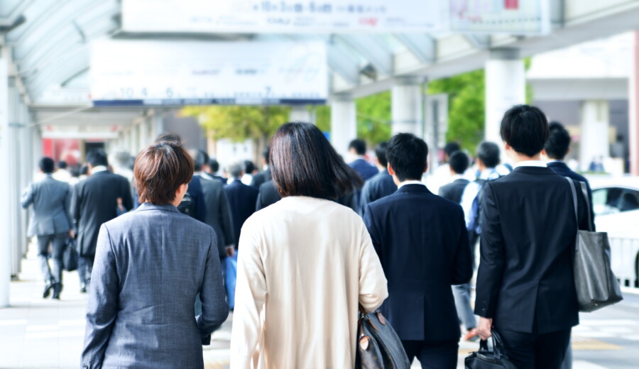 駅の雑踏