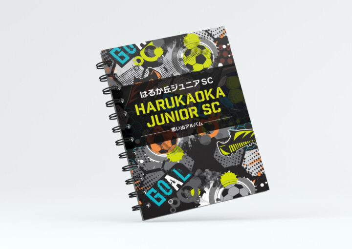 ジュニアサッカークラブのアルバムデザイン