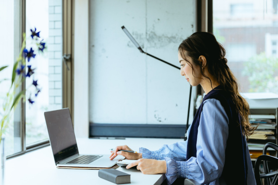 統計で見るデザイン業界 – 参考：特定サービス産業実態調査 等