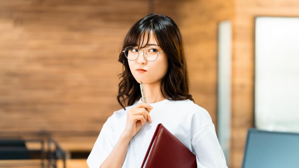 企画案をランダムに吐き出し続ける『社内報アイデアメーカー』を公開しました。